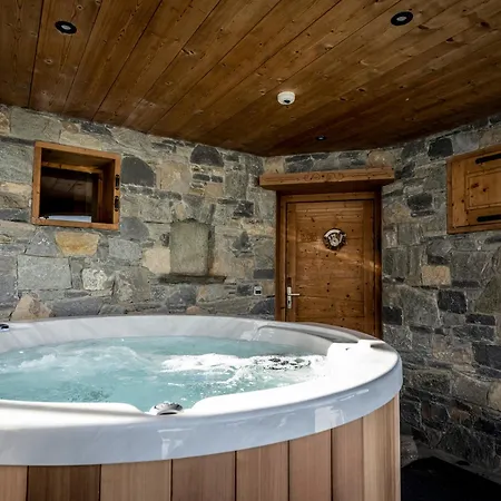 Spacieux Avec Jacuzzi Et Vue Mont Blanc, 5 Chambres, Wifi - Fr-1-181-2792 Chalet *